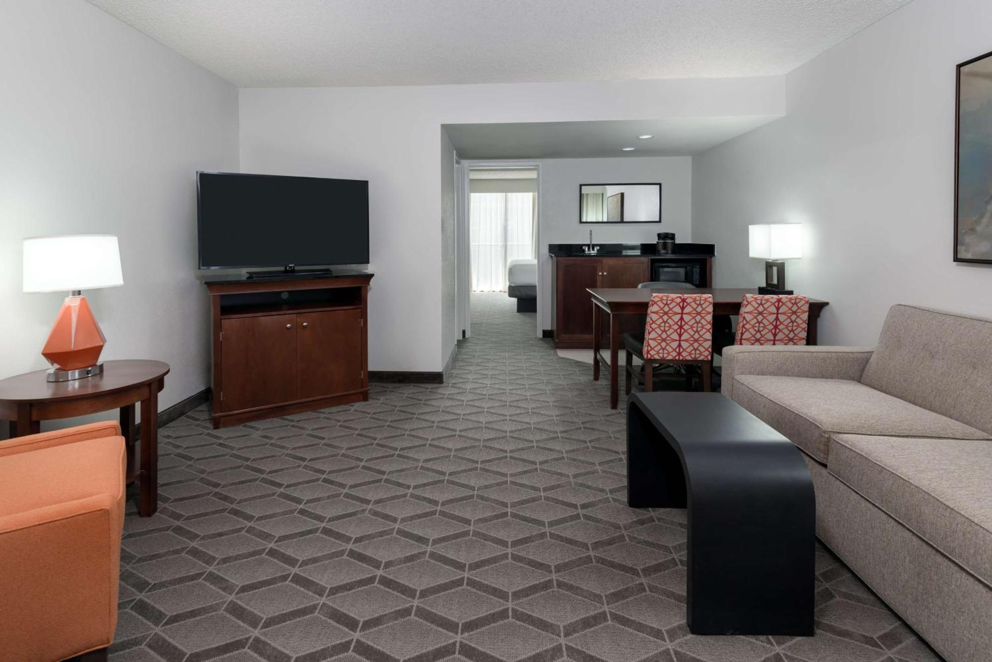Embassy Suites Dallas - Park Central Area Extérieur photo