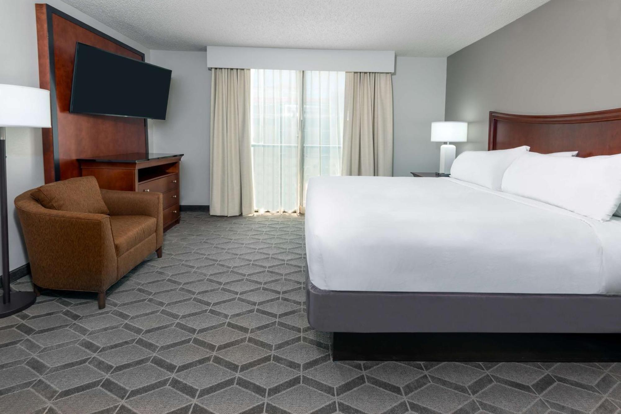 Embassy Suites Dallas - Park Central Area Extérieur photo