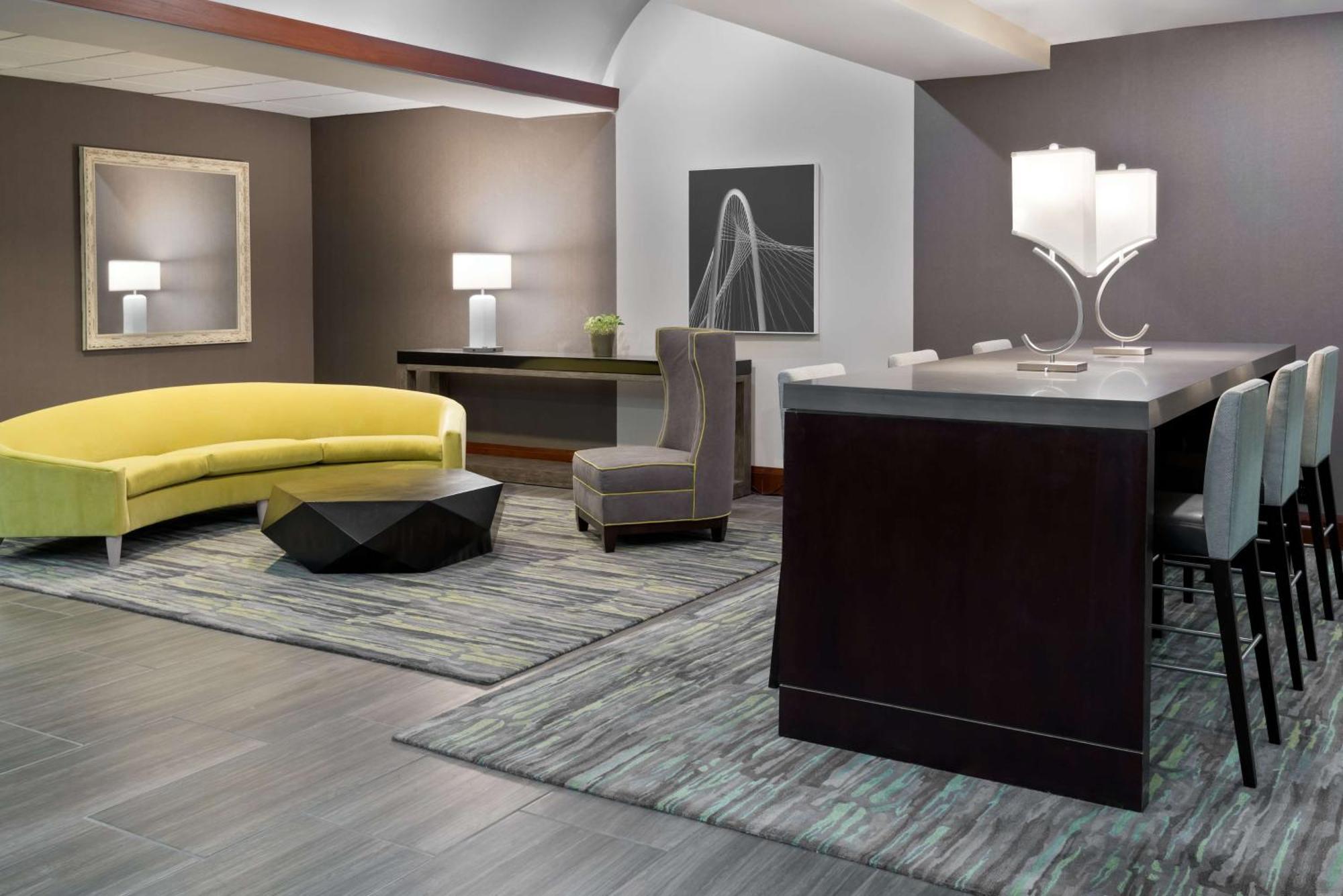 Embassy Suites Dallas - Park Central Area Extérieur photo