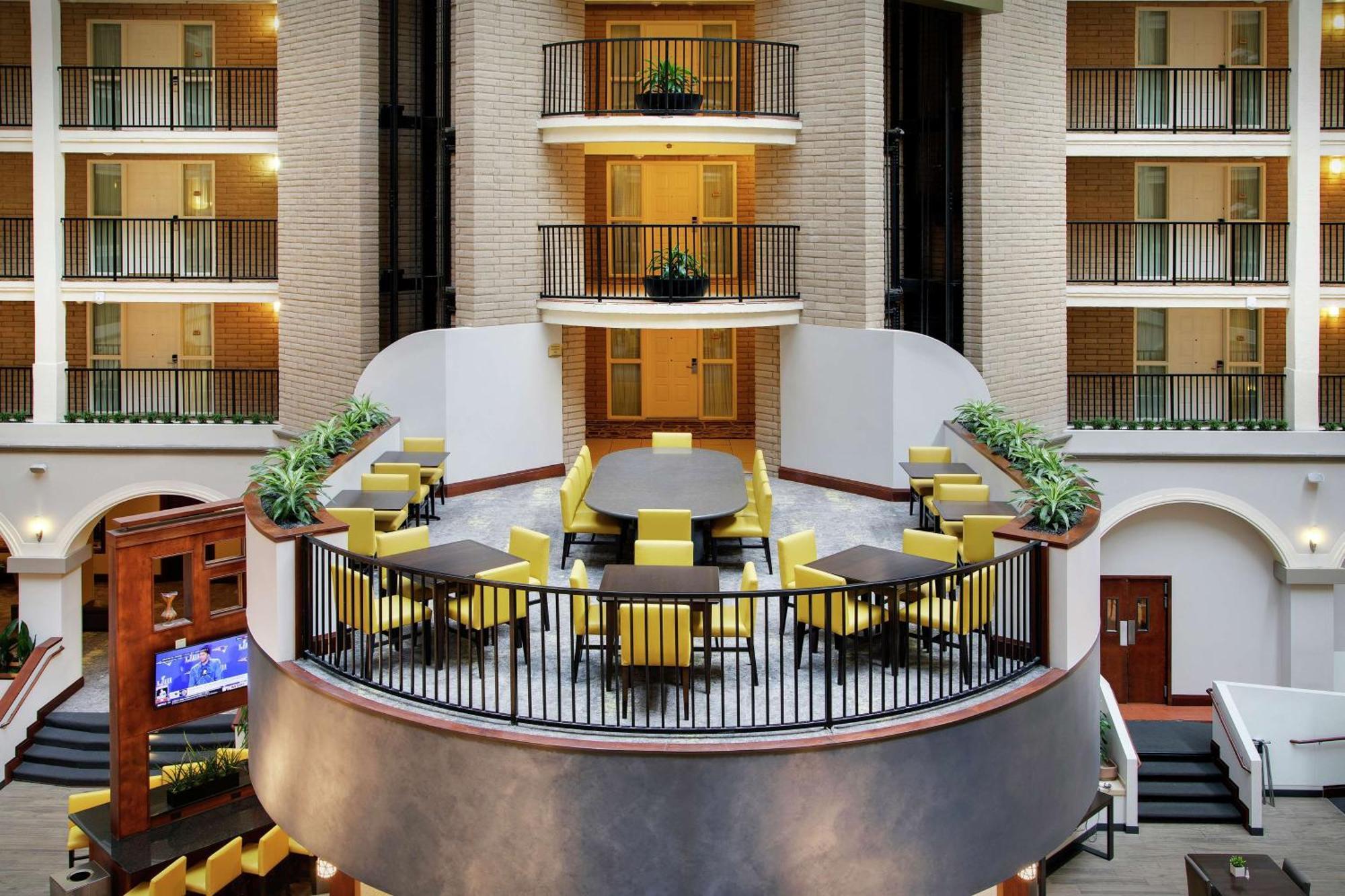 Embassy Suites Dallas - Park Central Area Extérieur photo